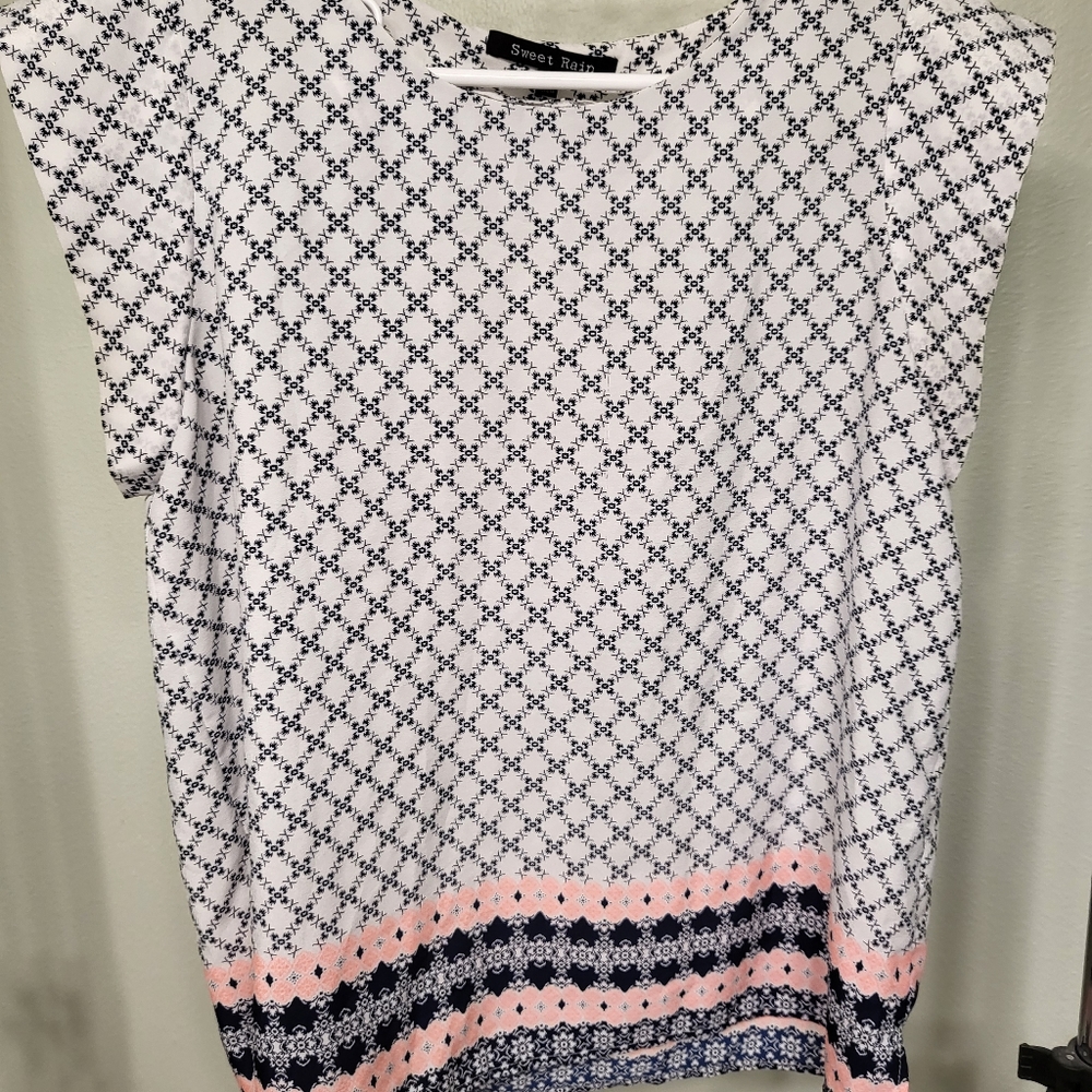 Cute short sleeve shirt